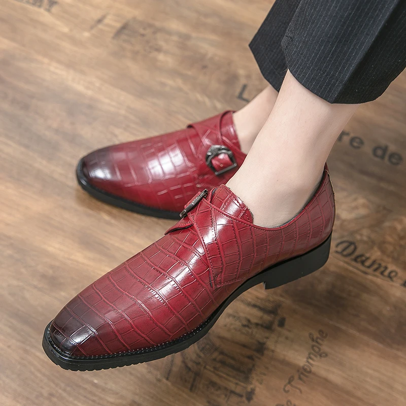 Plus size men's Oxford Shoes crocodile pattern leather men's wedding shoes party buckle strap zapatillas Hombre chaussure homme
Plus size men's Oxford Shoes crocodile pattern leather men's wedding shoes party buckle strap zapatillas Hombre chaussure homme