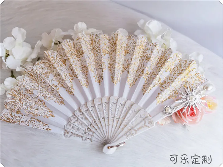 Japanese Original Handwork Lolita Lace Silver Sun Folding Fan European Style Vintage Gorgeous Fan Sweet Take Pictures Props New
Japanese Original Handwork Lolita Lace Silver Sun Folding Fan European Style Vintage Gorgeous Fan Sweet Take Pictures Props New