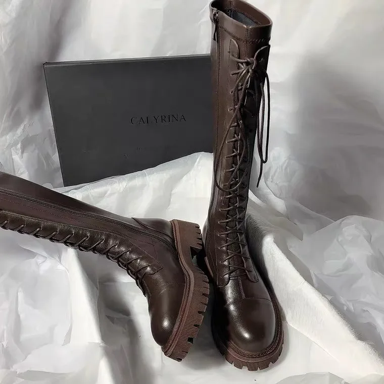 2021 autumn and winter high-heeled knight side zipper high boots British style but knee motorcycle lace-up platform boots
2021 autumn and winter high-heeled knight side zipper high boots British style but knee motorcycle lace-up platform boots