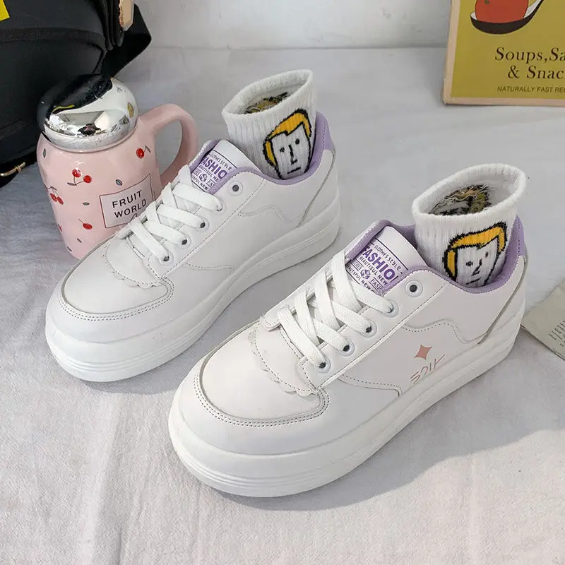 Женская спортивная обувь Kawaii, новинка, Повседневная Белая обувь на платформе Harajuku, Модные Симпатичные кроссовки с вулканизированной подошв...
Женская спортивная обувь Kawaii, новинка, Повседневная Белая обувь на платформе Harajuku, Модные Симпатичные кроссовки с вулканизированной подошв...
