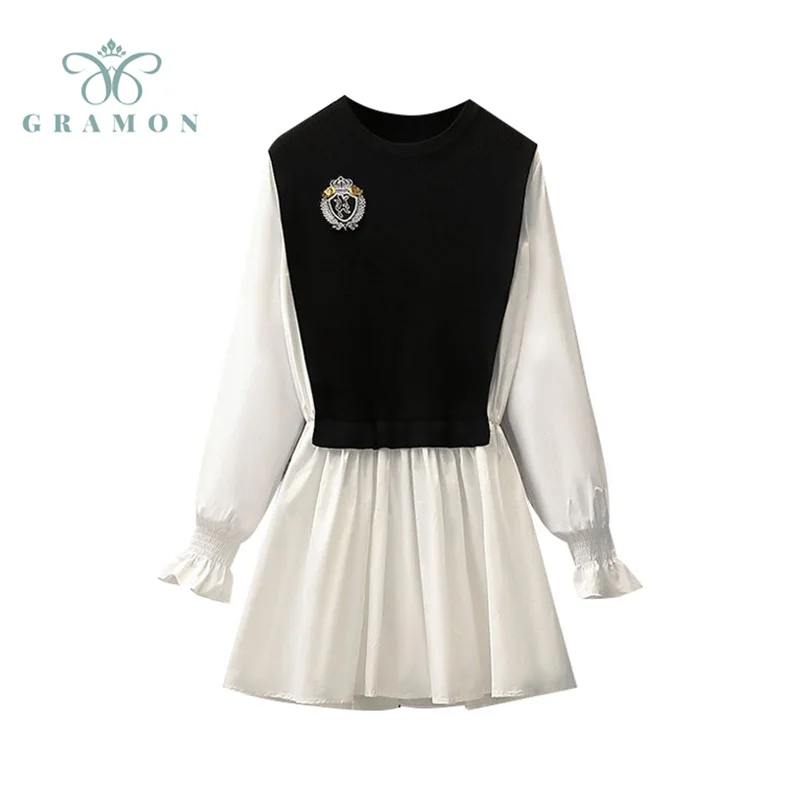 Блузка Женская Осенняя трикотажная с длинным рукавом и имитацией двух предметов 
Блузка Женская Осенняя трикотажная с длинным рукавом и имитацией двух предметов