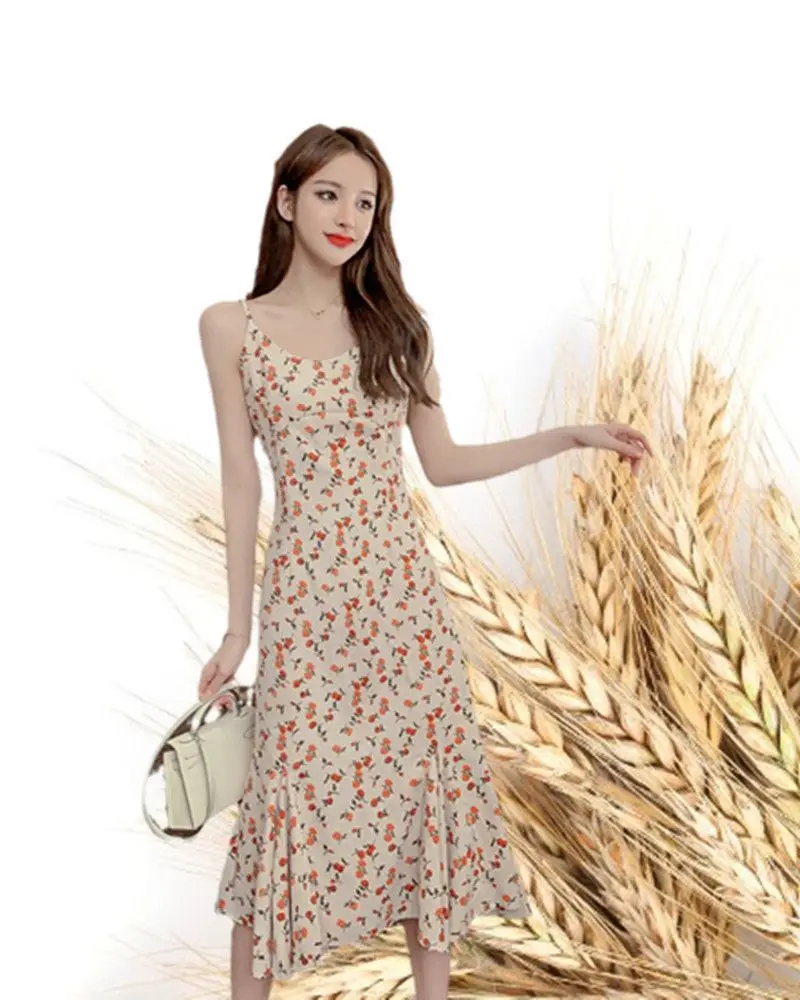 Women's Dress 2021 Summer New Small Floral Slim Over-the-knee Chiffon French First Love Dress
Women's Dress 2021 Summer New Small Floral Slim Over-the-knee Chiffon French First Love Dress