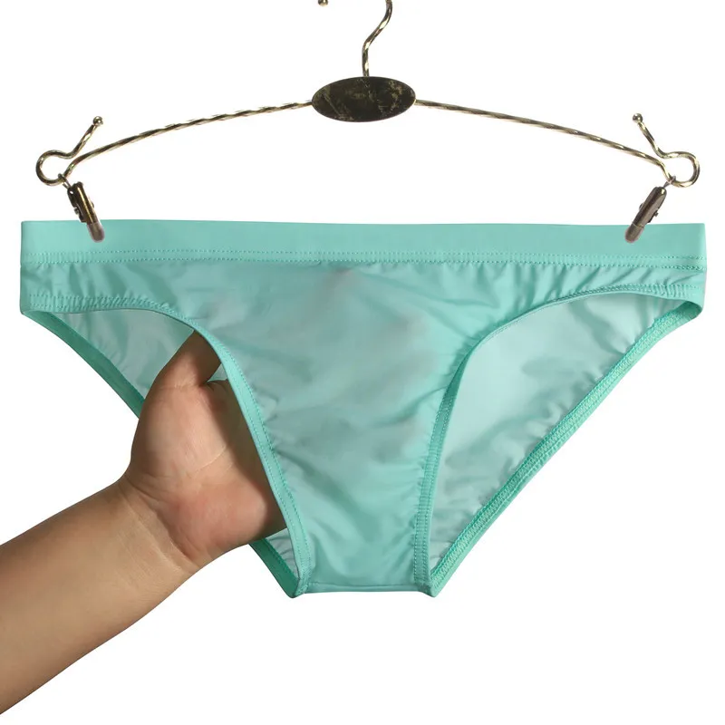 Hot Mens Sexy Underwear Briefs Summer Men's Ice Silk Briefs Translucent Low Waist Sexy Panties Gay Seamless Silkly Underpants
Hot Mens Sexy Underwear Briefs Summer Men's Ice Silk Briefs Translucent Low Waist Sexy Panties Gay Seamless Silkly Underpants