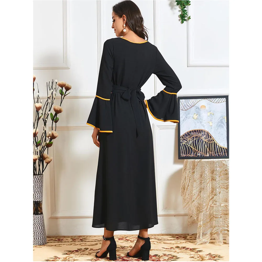 Dubai Muslim Kaftan Maxi Robe Embroidery Long Dress Abayas Islamic Flare Sleeve Casual Party Arab Gown Jilbab Clothing Plus Size 
Dubai Muslim Kaftan Maxi Robe Embroidery Long Dress Abayas Islamic Flare Sleeve Casual Party Arab Gown Jilbab Clothing Plus Size