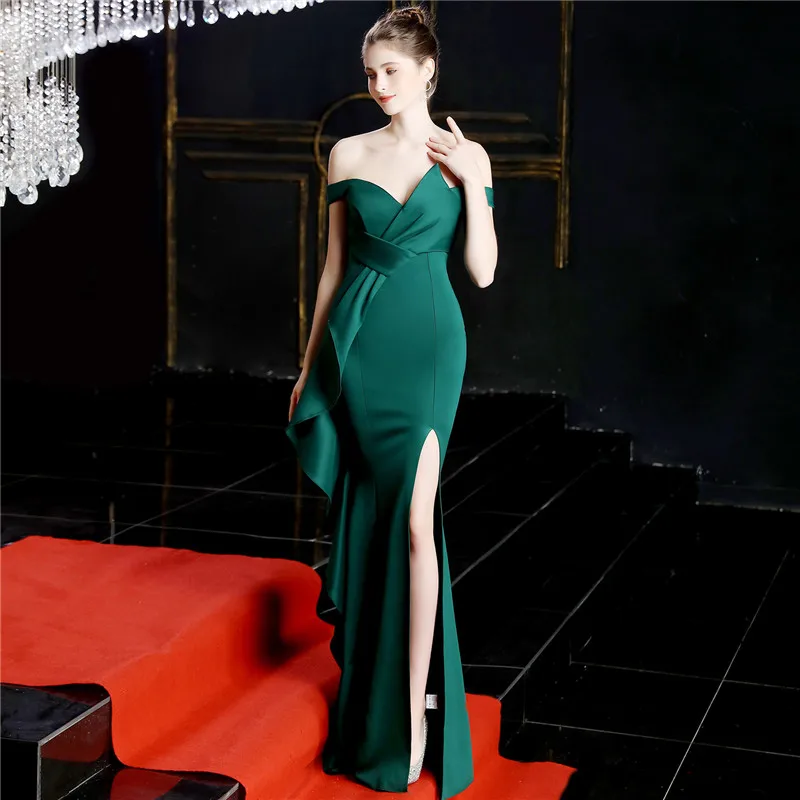 Blue Banquet dress Off shouder High Split noble and elegant long paragraph fishtail Mermaid host long dress 
Blue Banquet dress Off shouder High Split noble and elegant long paragraph fishtail Mermaid host long dress