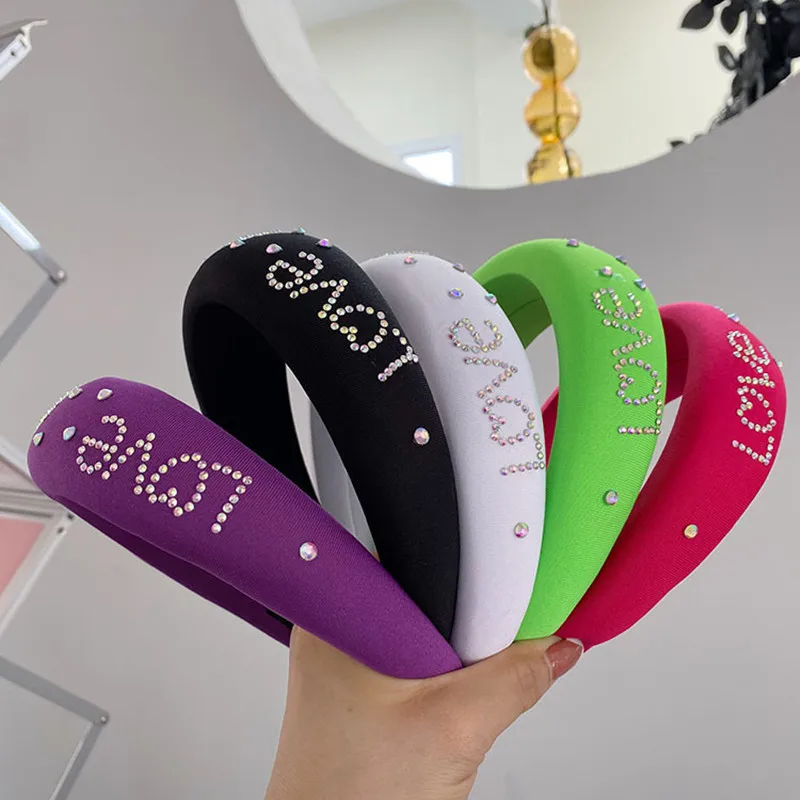Sponge headbands fashion hair accessories women hot rhinestone letter logo shiny wide brim hairbands boutique hair band headwear
Sponge headbands fashion hair accessories women hot rhinestone letter logo shiny wide brim hairbands boutique hair band headwear