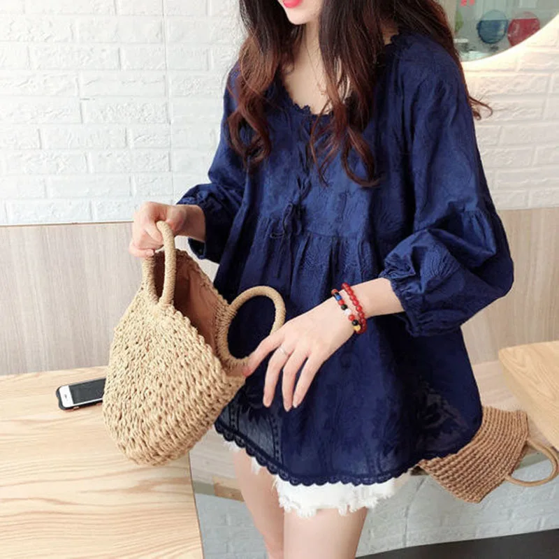 Autumn New Style Korean Embroidered Doll Shirt Fluffy A-Line Sweet Lace-Up Lantern Sleeves Thin Blouse Shirt Women
Autumn New Style Korean Embroidered Doll Shirt Fluffy A-Line Sweet Lace-Up Lantern Sleeves Thin Blouse Shirt Women