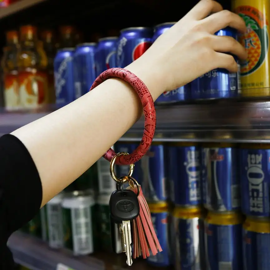 Ybollar PU Leather Tassel Big O Circle Key Chain Women Wristlet Keychain Girl Key Ring Wrist Strap NEW Key Rings Anti-lost
Ybollar PU Leather Tassel Big O Circle Key Chain Women Wristlet Keychain Girl Key Ring Wrist Strap NEW Key Rings Anti-lost