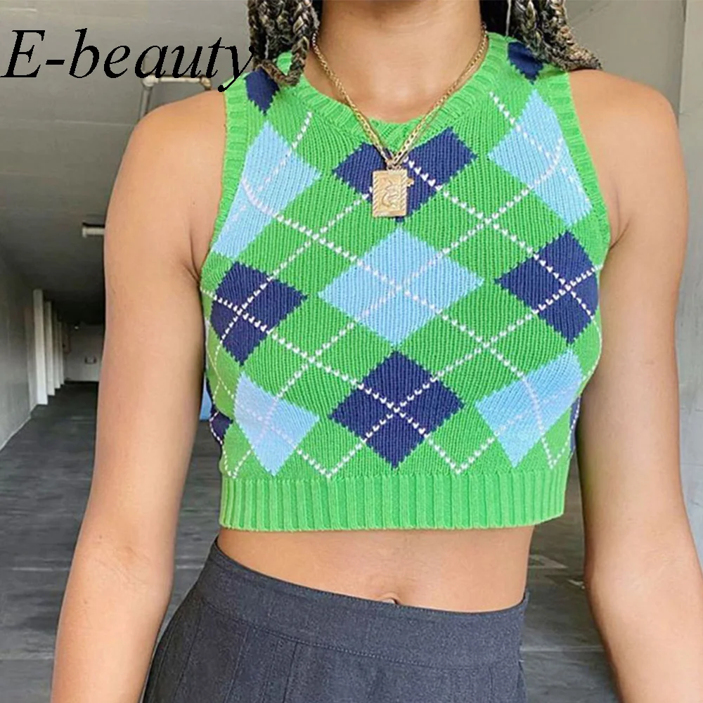 Y2k E-Girl винтажный свитер с треугольным вырезом, жилет, женский черный клетчатый ТРИКОТАЖНЫЙ УКОРОЧЕННЫЙ ТОП без рукавов, свитера, повседневн...
Y2k E-Girl винтажный свитер с треугольным вырезом, жилет, женский черный клетчатый ТРИКОТАЖНЫЙ УКОРОЧЕННЫЙ ТОП без рукавов, свитера, повседневн...