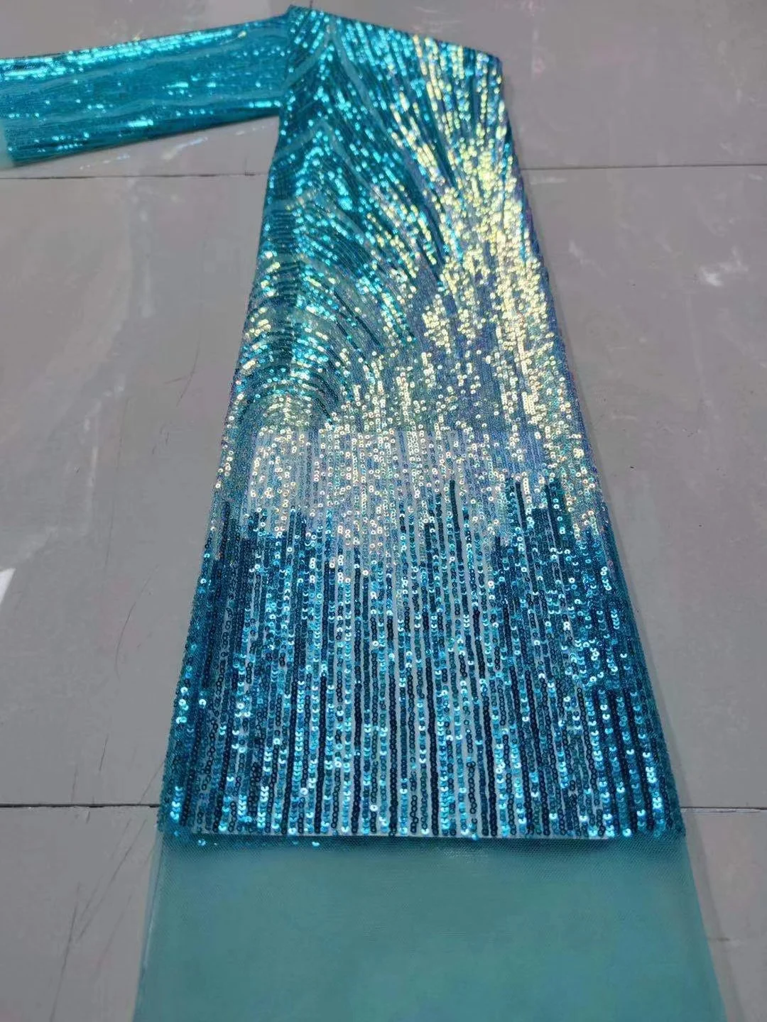 Hot Sale Sequin Lace Fabrics African Lace Fabric High Quality Nigeria French Tulle Mesh Lace Fabric for Bridal Material
Hot Sale Sequin Lace Fabrics African Lace Fabric High Quality Nigeria French Tulle Mesh Lace Fabric for Bridal Material