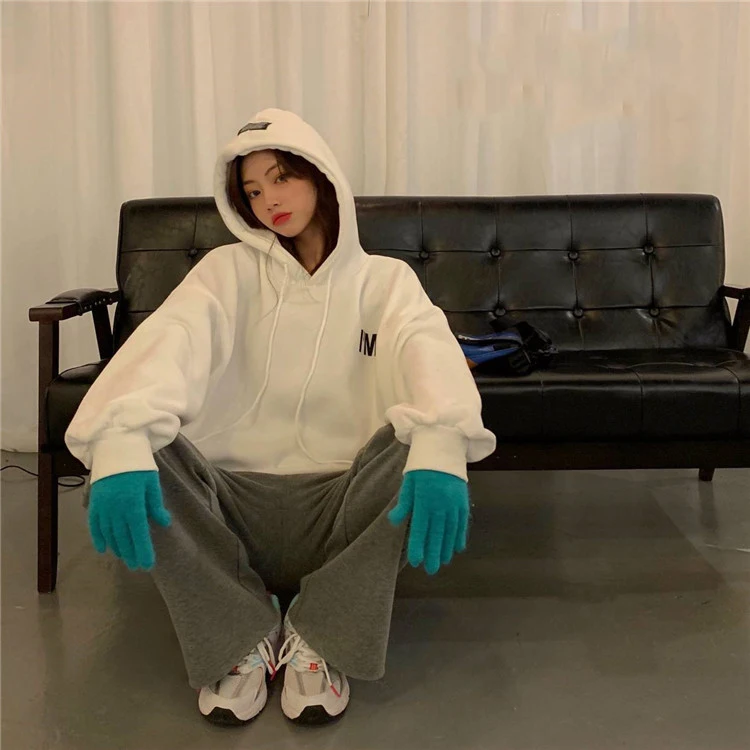 AA0072 New loose hooded letters printed salt and velvet thick BF wind long-sleeved Sweatshirts
AA0072 New loose hooded letters printed salt and velvet thick BF wind long-sleeved Sweatshirts