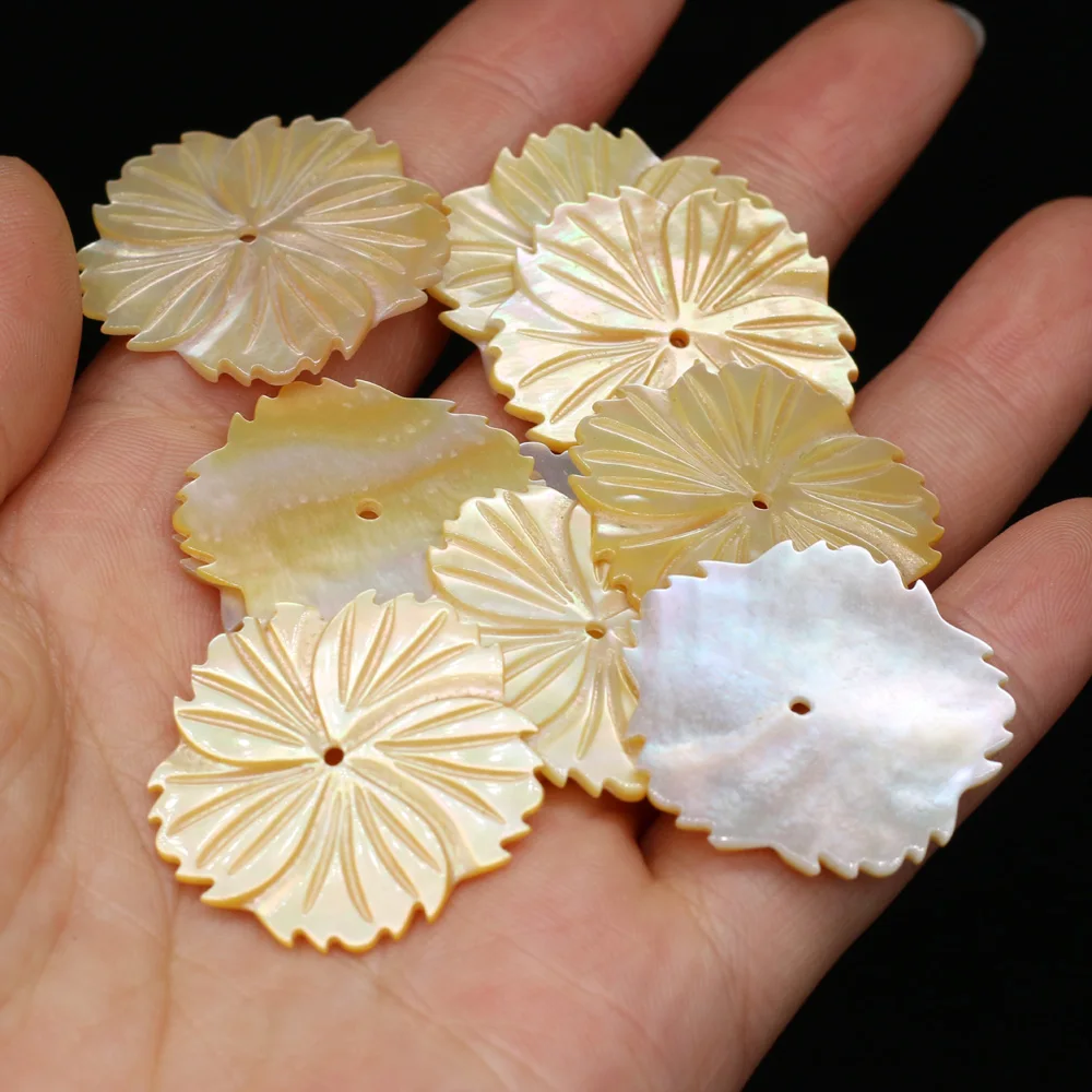 5PCS New Natural SeaWater Flower-shaped Golden Shell Pendant Beads Crafts Exquisite Making DIY Necklace Bracelet Anklet Jewelry
5PCS New Natural SeaWater Flower-shaped Golden Shell Pendant Beads Crafts Exquisite Making DIY Necklace Bracelet Anklet Jewelry