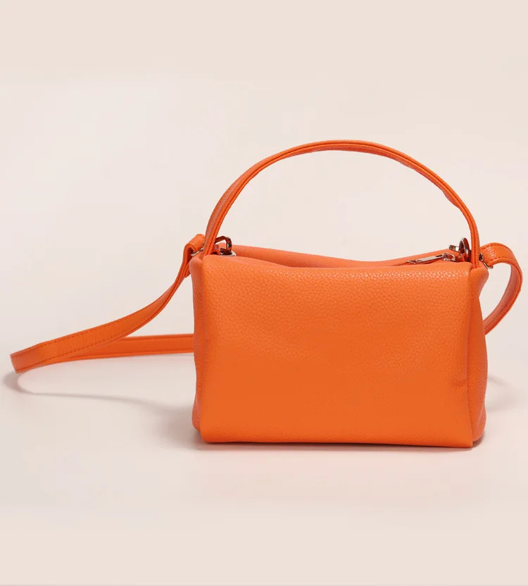 Orange Square Tote Bag High Quality Pu Leather Women's Designer Handbag Chain Shoulder Messenger Bag Travel Bag
Orange Square Tote Bag High Quality Pu Leather Women's Designer Handbag Chain Shoulder Messenger Bag Travel Bag