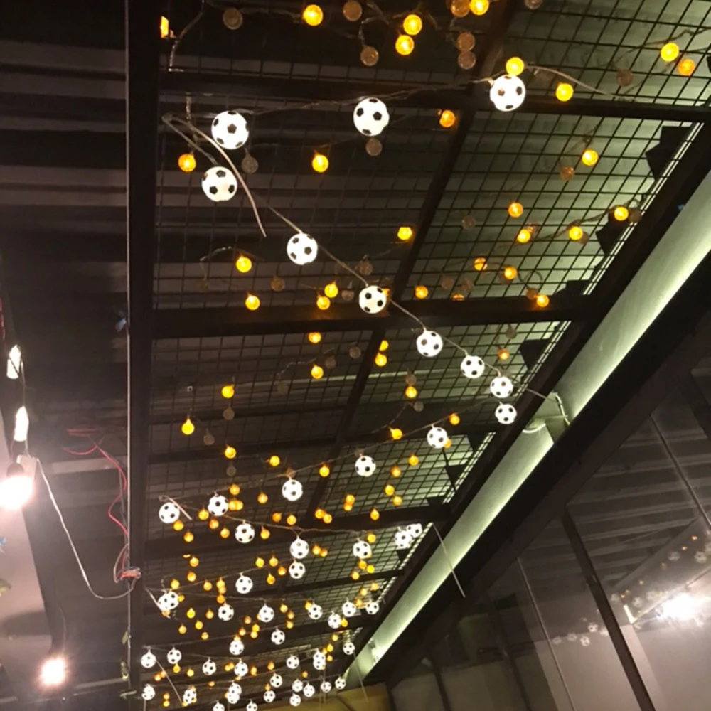 1.5 M 10 LEDs Football String Lights Plastic Soccer Garlands Decor Warm White Home Kids Bedroom Party Xmas Festival Decoration
1.5 M 10 LEDs Football String Lights Plastic Soccer Garlands Decor Warm White Home Kids Bedroom Party Xmas Festival Decoration