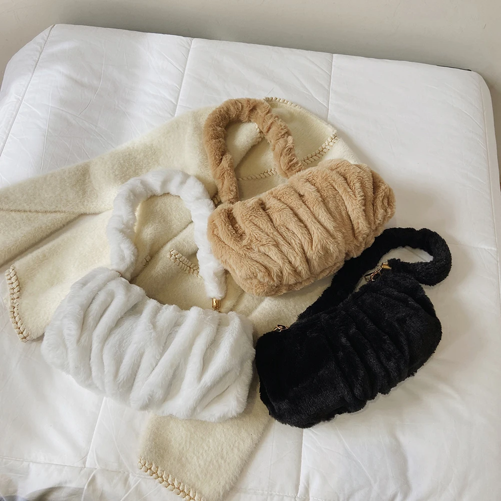 Women Fashion Pleated Shoulder Bag Autumn Winter Plush Pure Color Underarm Bags Female Casual Handbag Girls Female Square Bags
Women Fashion Pleated Shoulder Bag Autumn Winter Plush Pure Color Underarm Bags Female Casual Handbag Girls Female Square Bags