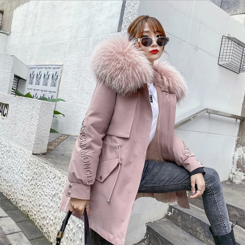 Pai Wvercome Women's 2021 Winter New Fashion Rex Rabbit Fur Liner Detachable Fur Coat Em Broidered Thick Coat
Pai Wvercome Women's 2021 Winter New Fashion Rex Rabbit Fur Liner Detachable Fur Coat Em Broidered Thick Coat