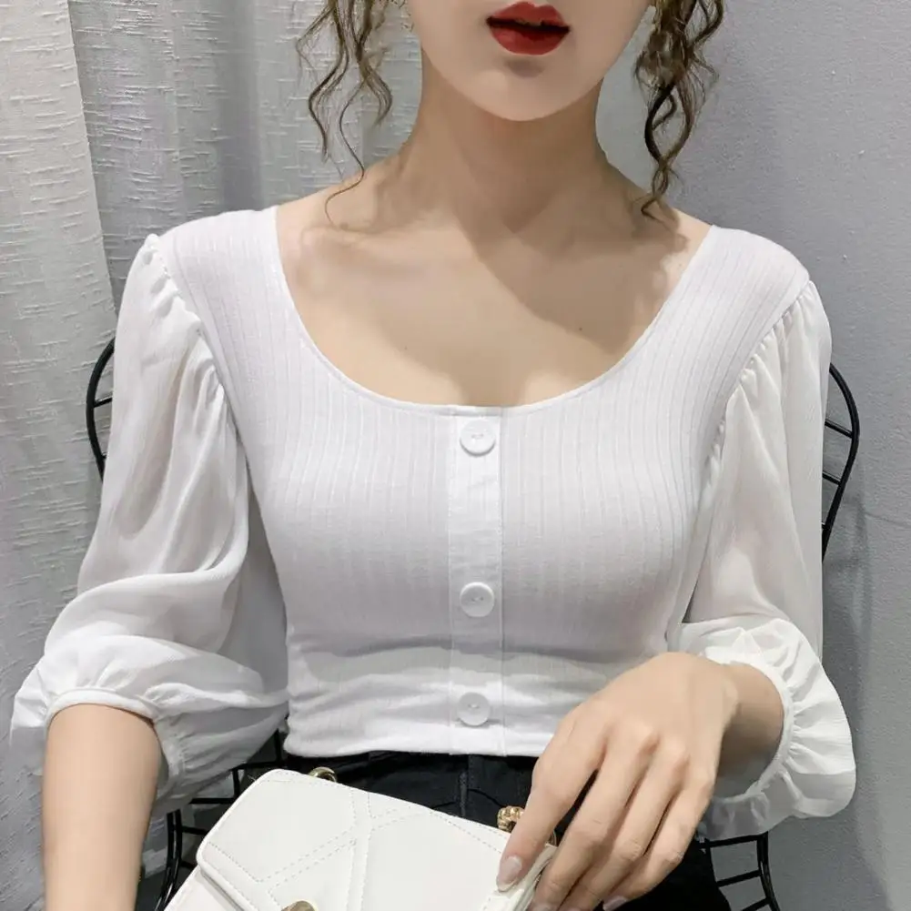 Blouses & Shirts 
Blouses & Shirts