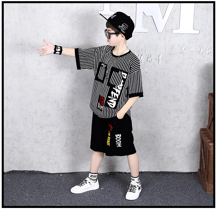 Big Boy Short Sleeve Striped T Shirt + shorts 2pc Sport Suits Summer Children's Clothing Kids New Summer Boys Clothes Sets 3-14Y
Big Boy Short Sleeve Striped T Shirt + shorts 2pc Sport Suits Summer Children's Clothing Kids New Summer Boys Clothes Sets 3-14Y