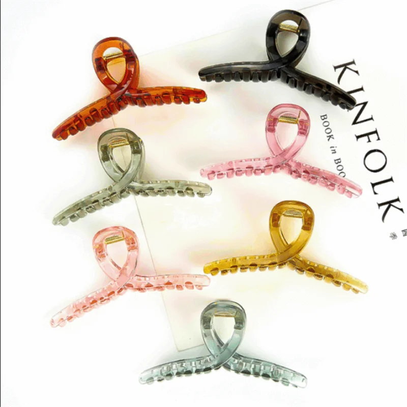 1Pcs Piece Set Of Japanese And Korean Shark Clip Transparent Clip Large Leopard Print Back Head Headdress Hair Accessories
1Pcs Piece Set Of Japanese And Korean Shark Clip Transparent Clip Large Leopard Print Back Head Headdress Hair Accessories