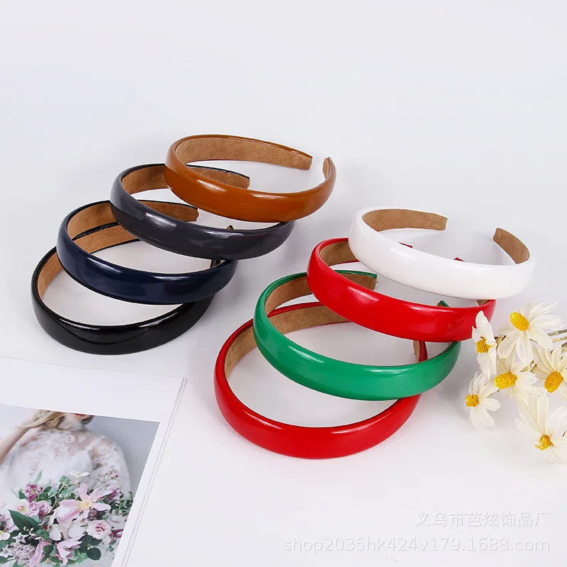 Cute Girl Retro Solid Color Hair Band Bright Headband Hair Accessories Hair Accessories for Women
Cute Girl Retro Solid Color Hair Band Bright Headband Hair Accessories Hair Accessories for Women