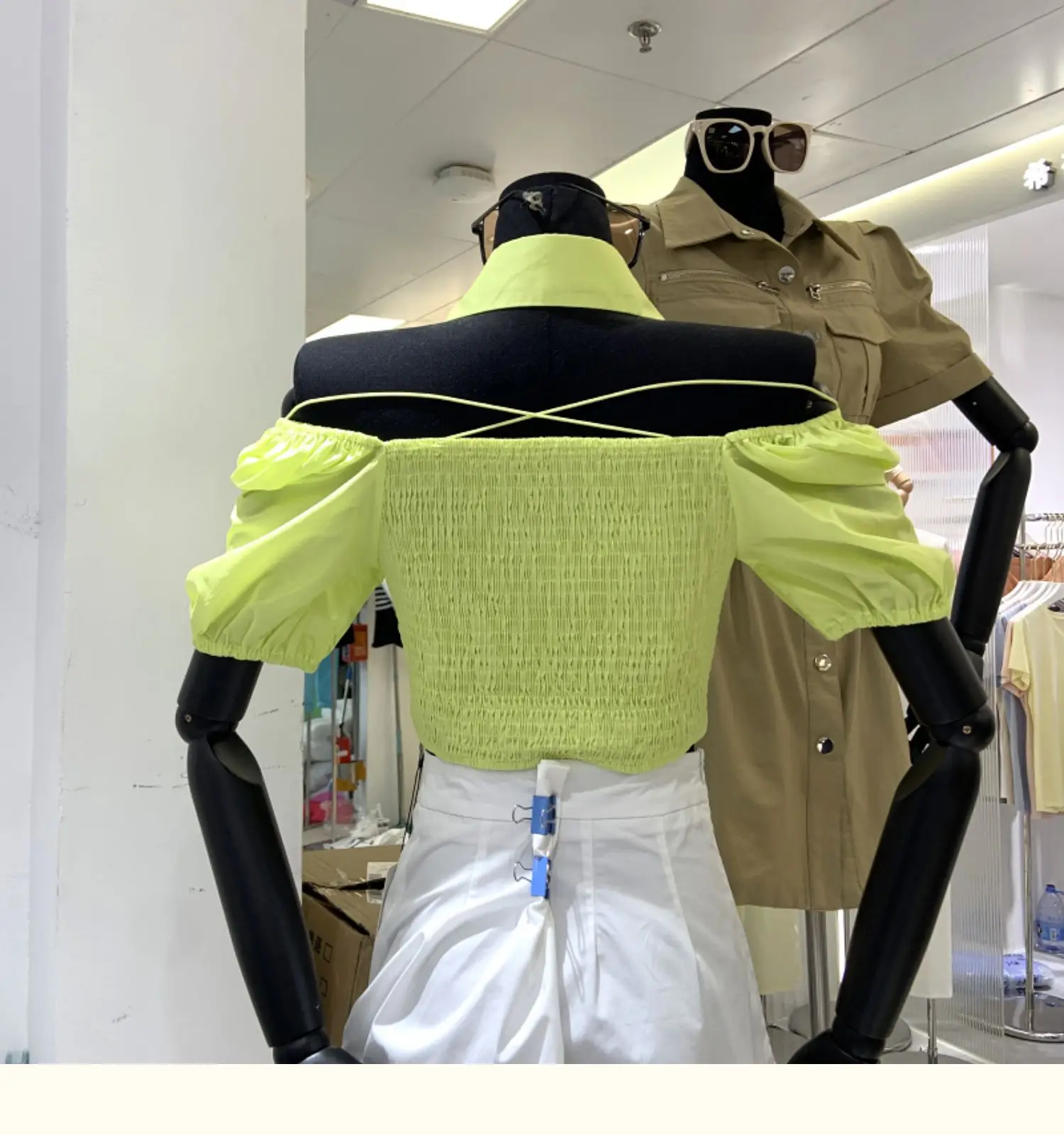 French Style Girl Puff Sleeve Shirt Trendy 2021 Summer Trend All-Match Blouse Slim Fit Solid Color Women High Waist Crop Top
French Style Girl Puff Sleeve Shirt Trendy 2021 Summer Trend All-Match Blouse Slim Fit Solid Color Women High Waist Crop Top