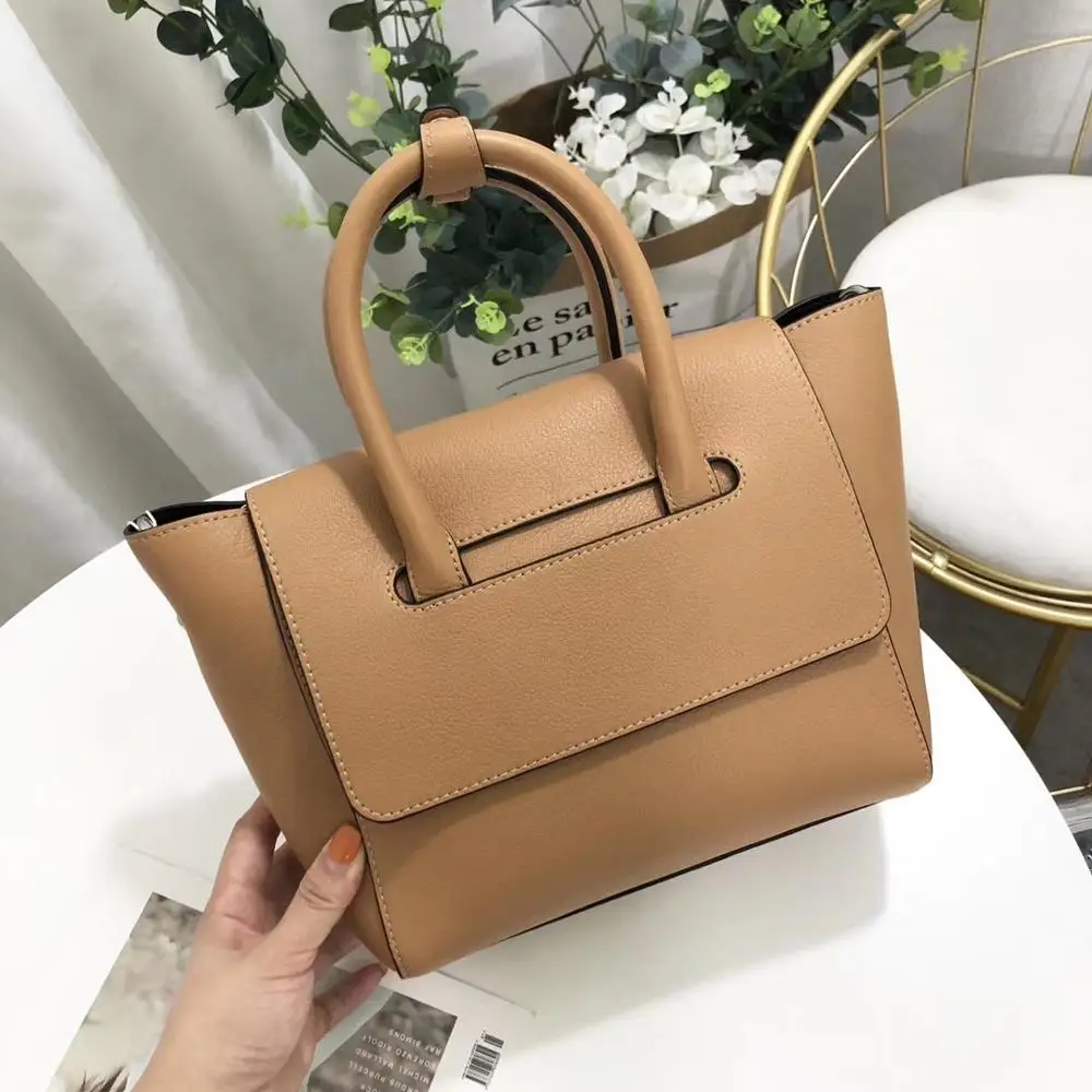 free shipping 2020 the new style fashion and cover genuine cow leather women handbag one shoulder bag crossbody bag 30cm 5color
free shipping 2020 the new style fashion and cover genuine cow leather women handbag one shoulder bag crossbody bag 30cm 5color