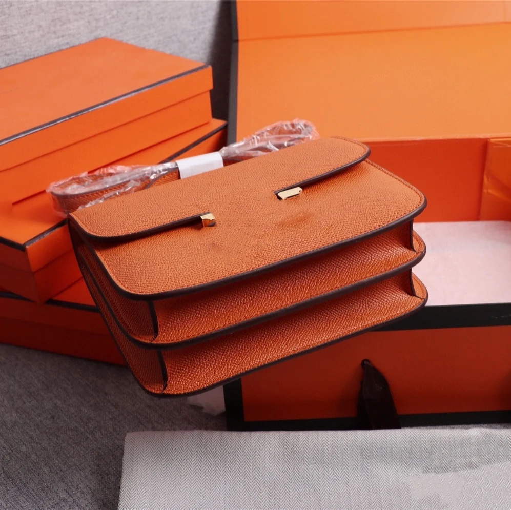 2021 female luxury goods. Independent designer. High grade leather. Original quality of flight attendant package h. Top quality.
2021 female luxury goods. Independent designer. High grade leather. Original quality of flight attendant package h. Top quality.