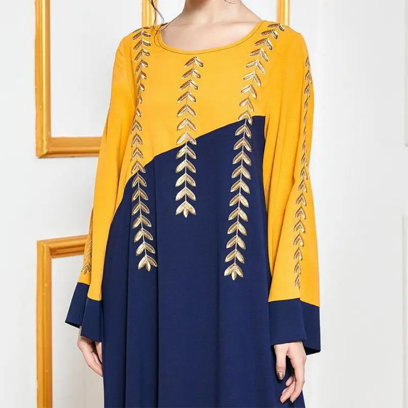 Women's Fashion And Comfortable Gold Embroidery Contrast Color Stitching Long-sleeved Muslim Long Skirt Oversized Size Dress
Women's Fashion And Comfortable Gold Embroidery Contrast Color Stitching Long-sleeved Muslim Long Skirt Oversized Size Dress