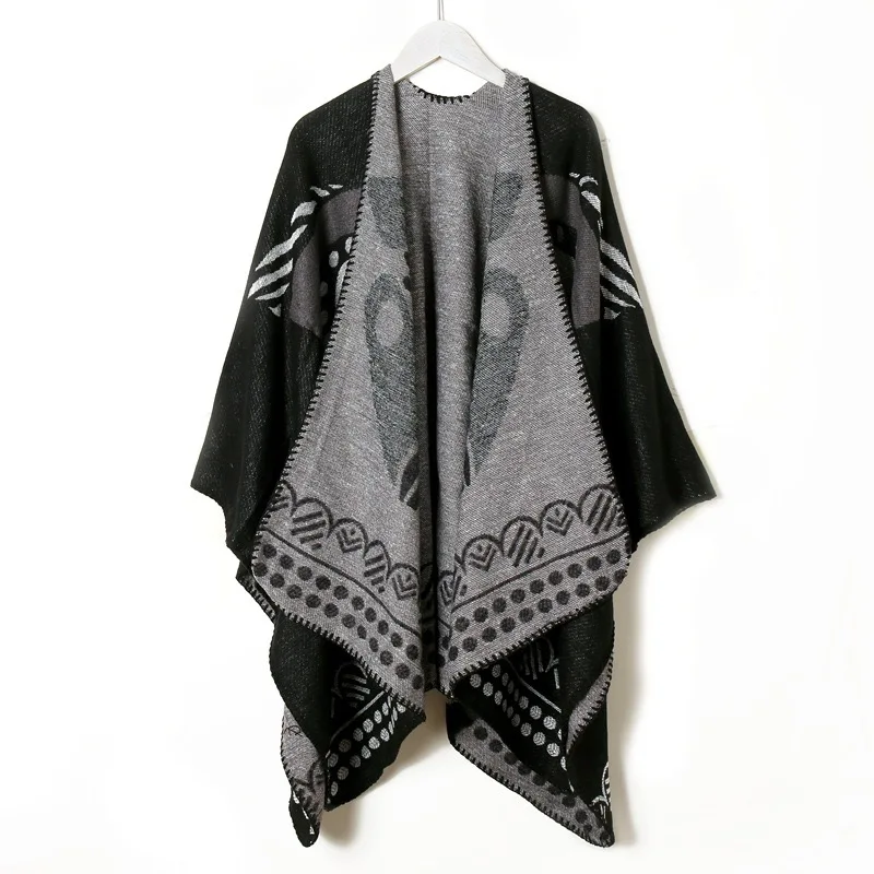 Autumn Winter Plus size Retro European Imitation Cashmere Shawl Thick Female capes hot Cloaks for lady 
Autumn Winter Plus size Retro European Imitation Cashmere Shawl Thick Female capes hot Cloaks for lady