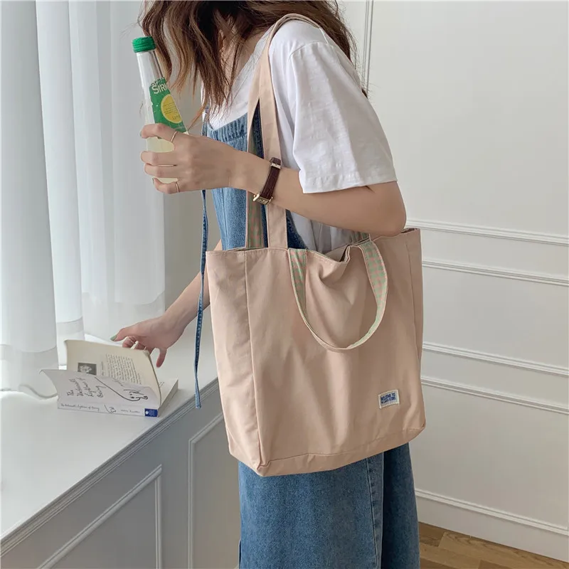 Women Stitching Double-Side Reusable Canvas Handbag Simple Plaid Shoulder Student Bag Girl Casual Dual-Use Shopping Storage Bags
Women Stitching Double-Side Reusable Canvas Handbag Simple Plaid Shoulder Student Bag Girl Casual Dual-Use Shopping Storage Bags