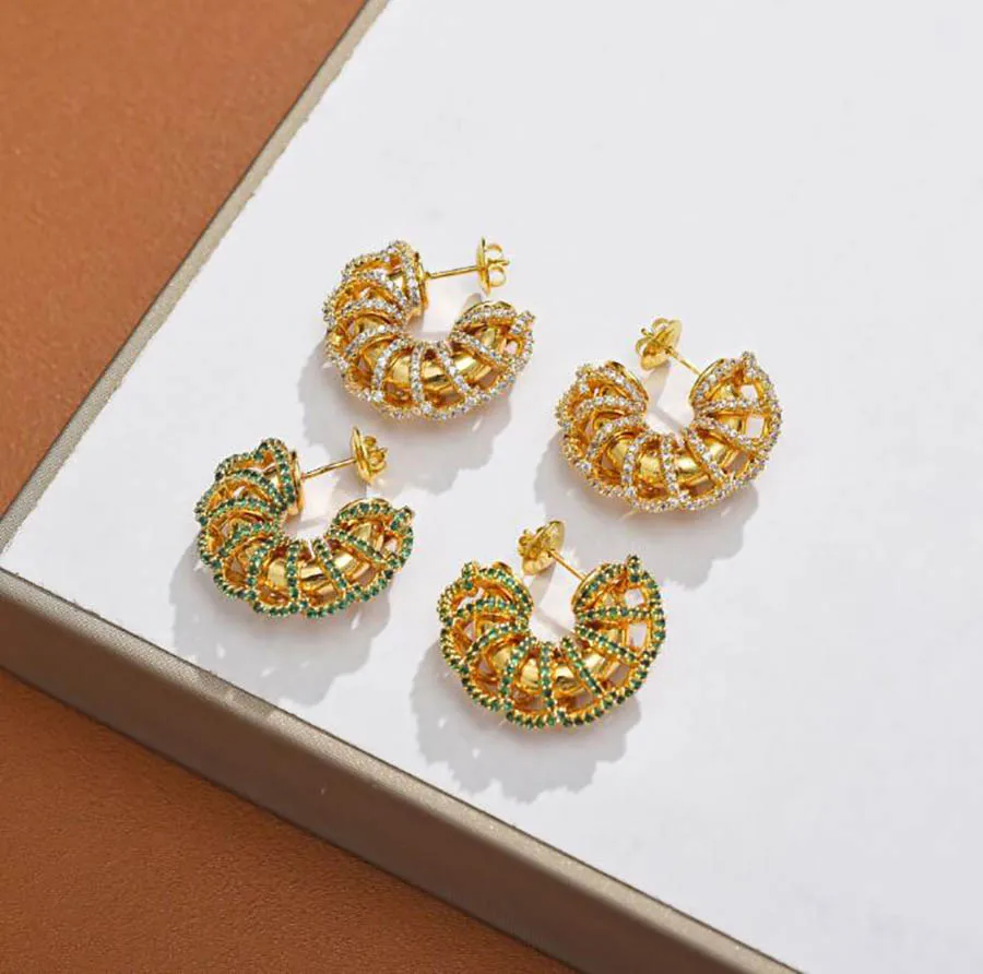 New rhinestone colored ring two-color earrings C-shaped multi-circle winding green gem gorgeous women classic eardrop
New rhinestone colored ring two-color earrings C-shaped multi-circle winding green gem gorgeous women classic eardrop