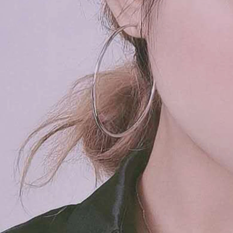 ROAMD Hoop Earrings for Women 2020 Exaggerated Large Circle Hoop Earrings Fashion Jewelry Christmas Gifts kolczyki pendientes W6
ROAMD Hoop Earrings for Women 2020 Exaggerated Large Circle Hoop Earrings Fashion Jewelry Christmas Gifts kolczyki pendientes W6