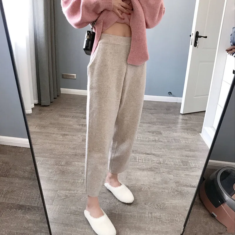 New 2021 Winter Spring Women Pants Knitting Woolen High Waist Loose Elegant Korean Style Casual banana Pants P5712 
New 2021 Winter Spring Women Pants Knitting Woolen High Waist Loose Elegant Korean Style Casual banana Pants P5712