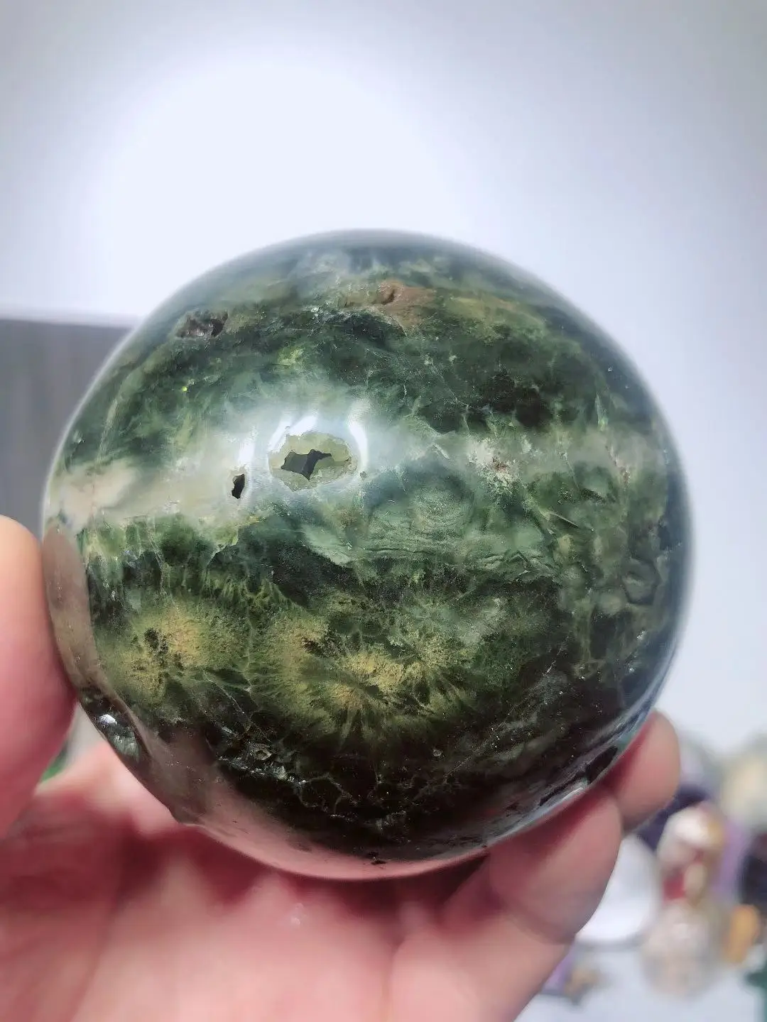 Natural Ocean Jasper Ball Scenery Stone Crystal Sphere Art Aesthetic Living Room Furnish And Decorate Feng Shui
Natural Ocean Jasper Ball Scenery Stone Crystal Sphere Art Aesthetic Living Room Furnish And Decorate Feng Shui