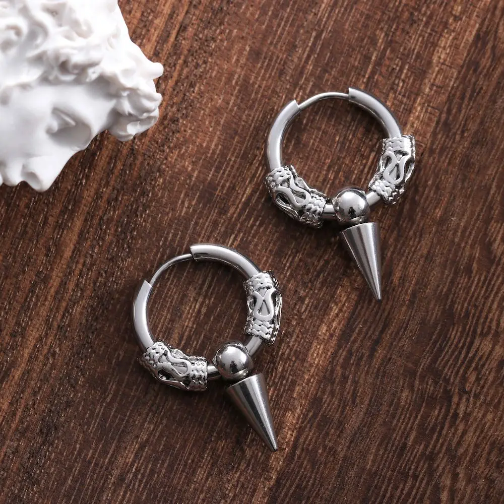 1 Piece New Punk Dragon Pattern Ear Buckle Earrings For Men/Women Hip Hop Street Fashion Cool Ear Jewelry 
1 Piece New Punk Dragon Pattern Ear Buckle Earrings For Men/Women Hip Hop Street Fashion Cool Ear Jewelry