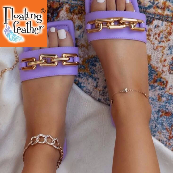 Spring/summer 2021 new metal chain women flat bottom non-slip durable fashion all-match slippers outdoor leisure beach sandals
Spring/summer 2021 new metal chain women flat bottom non-slip durable fashion all-match slippers outdoor leisure beach sandals
