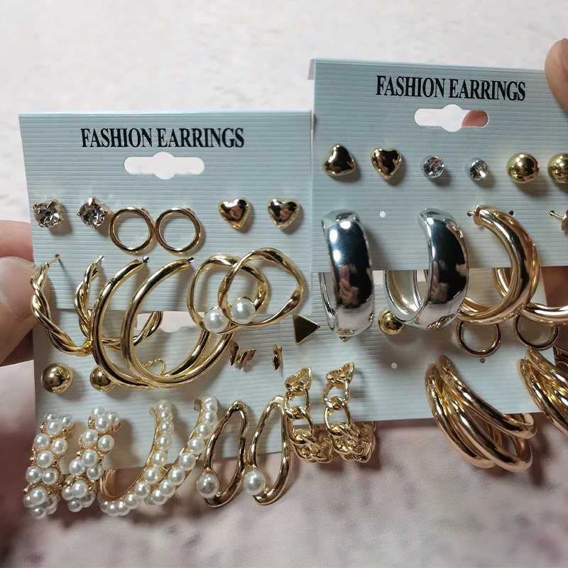 Vintage Geometric Gold Metal Earrings Set For Women Punk Pearl Dangle Drop Earrings 2021 Trend Set of Earrings Jewelry
Vintage Geometric Gold Metal Earrings Set For Women Punk Pearl Dangle Drop Earrings 2021 Trend Set of Earrings Jewelry