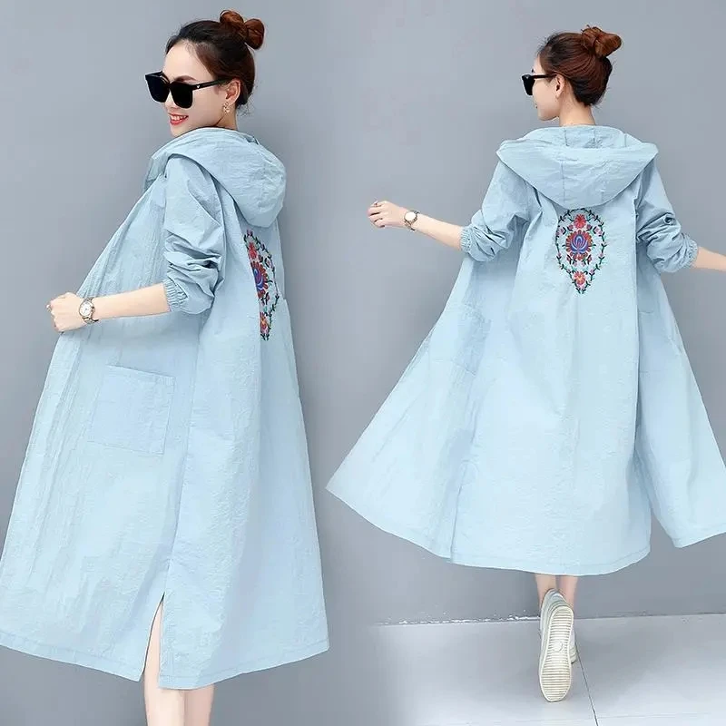 Sunscreen Clothing Women Embroidered 2023 Summer New Mid-Length Coat Hooded Ultra-Thin UV Protection Cardigan Female Jacket A45
Sunscreen Clothing Women Embroidered 2023 Summer New Mid-Length Coat Hooded Ultra-Thin UV Protection Cardigan Female Jacket A45