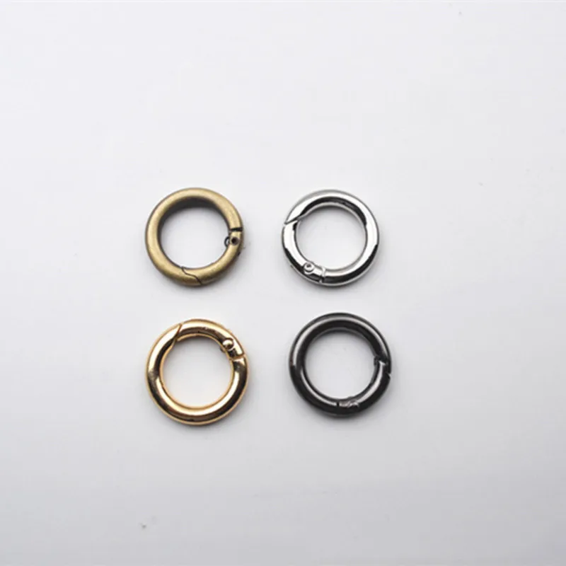 30pcs 16mm Metal Hand Bag Purse Strap Belt Chain Web Bag hook Buckle Bag Strap Belt Buckle Garment Luggage DIY obag Accessory
30pcs 16mm Metal Hand Bag Purse Strap Belt Chain Web Bag hook Buckle Bag Strap Belt Buckle Garment Luggage DIY obag Accessory