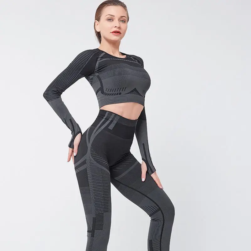 Explosive summer sports yoga clothing hips stretch tights female beauty back sets long sleeve fitness sports suit
Explosive summer sports yoga clothing hips stretch tights female beauty back sets long sleeve fitness sports suit