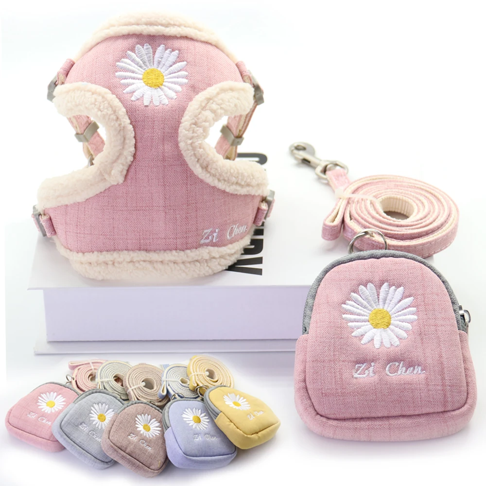 Soft Keep Warm Embroidery Dog Harness and Leash Set Snack Bag Cat Harnesses Leash for Small Medium Dogs Vest Outdoor Walking
Soft Keep Warm Embroidery Dog Harness and Leash Set Snack Bag Cat Harnesses Leash for Small Medium Dogs Vest Outdoor Walking