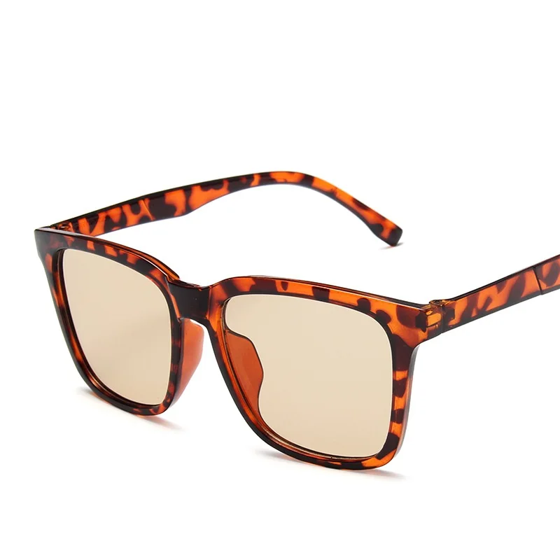 2020 Fashion Sunglasses Women Lunettes Oculos Vintage Eye Glasses Trendy Sun Glasses Luxury Designer Shades Retro Oversize Gafas
2020 Fashion Sunglasses Women Lunettes Oculos Vintage Eye Glasses Trendy Sun Glasses Luxury Designer Shades Retro Oversize Gafas