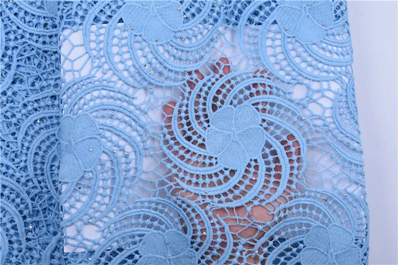 2020 Latest Sky Blue Guipure Cord Lace Fabric African High Quality with Milk Silk Nigeria Cord Lace Fabric For Wedding Dress
2020 Latest Sky Blue Guipure Cord Lace Fabric African High Quality with Milk Silk Nigeria Cord Lace Fabric For Wedding Dress