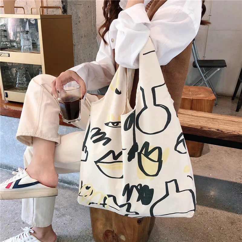 2020 New Simple Canvas Women Bags Large Capacity Conventional Handbag Fruit Illustration Ladies Shoulder Bag Green Shopping Bag
2020 New Simple Canvas Women Bags Large Capacity Conventional Handbag Fruit Illustration Ladies Shoulder Bag Green Shopping Bag