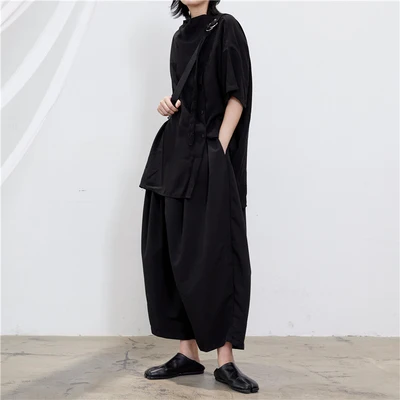 Women's Short Sleeve Shirt Black Slim Fit Summer New Fashion Casual Large Loose Front Long Back Short Shirt Black Simple
Women's Short Sleeve Shirt Black Slim Fit Summer New Fashion Casual Large Loose Front Long Back Short Shirt Black Simple