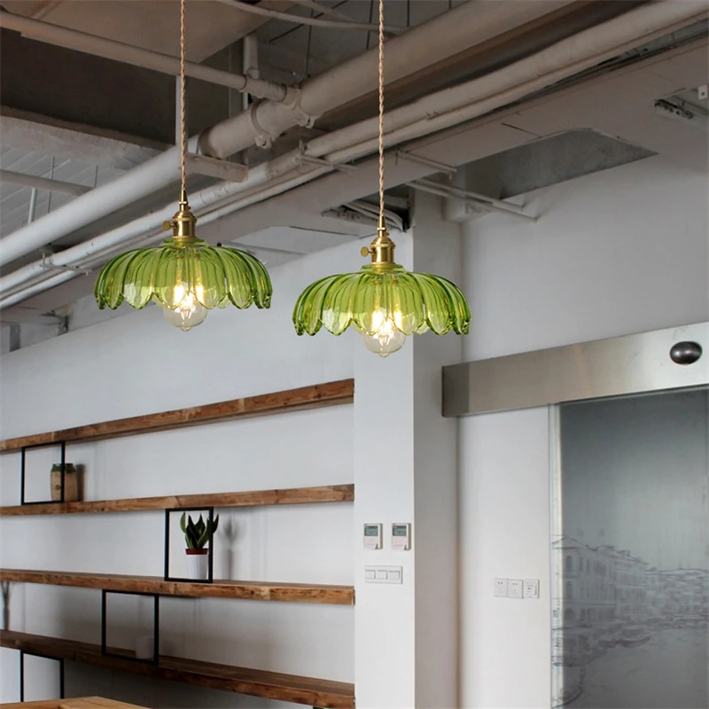 Nordic Retro Green Glass Lampshade Pendant Light Creative Single Head Blass E27 Hanging Lamp Home Hotel Cafe Decor Lamp
Nordic Retro Green Glass Lampshade Pendant Light Creative Single Head Blass E27 Hanging Lamp Home Hotel Cafe Decor Lamp