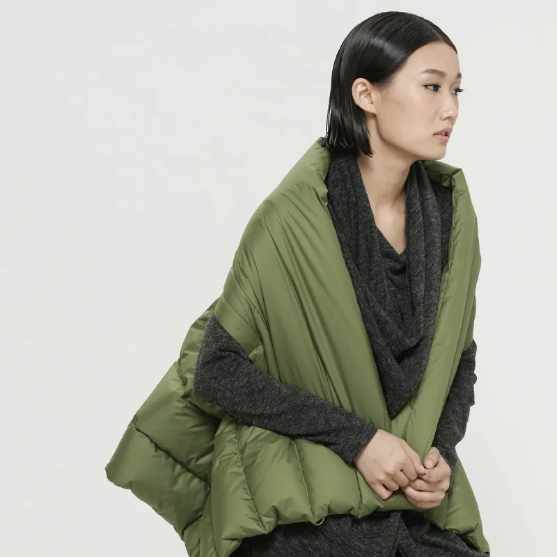 BACHN Autumn Winter Original Design Novelty Personality Women Warm White Duck Down Jacket All-Match Vest Cape Outerwear Black
BACHN Autumn Winter Original Design Novelty Personality Women Warm White Duck Down Jacket All-Match Vest Cape Outerwear Black