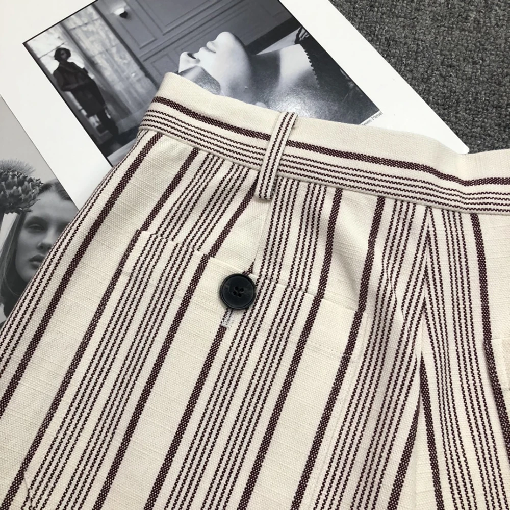 2021 spring summer new shorts natural linen high quality striped shorts for women
2021 spring summer new shorts natural linen high quality striped shorts for women