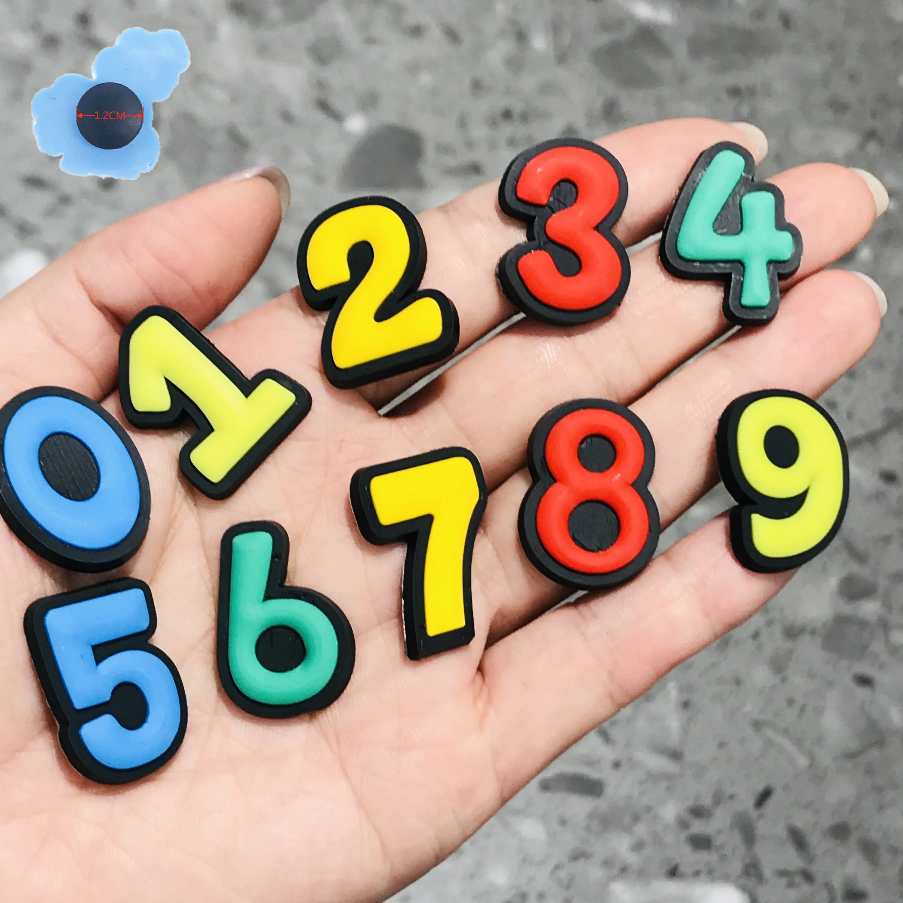 50Pcs PVC Digital Fonts Number Shoe Charms Accessories Shoe Buckle Decorations Shoes Ormaments Fit Wristbands Party Kids Gifts
50Pcs PVC Digital Fonts Number Shoe Charms Accessories Shoe Buckle Decorations Shoes Ormaments Fit Wristbands Party Kids Gifts