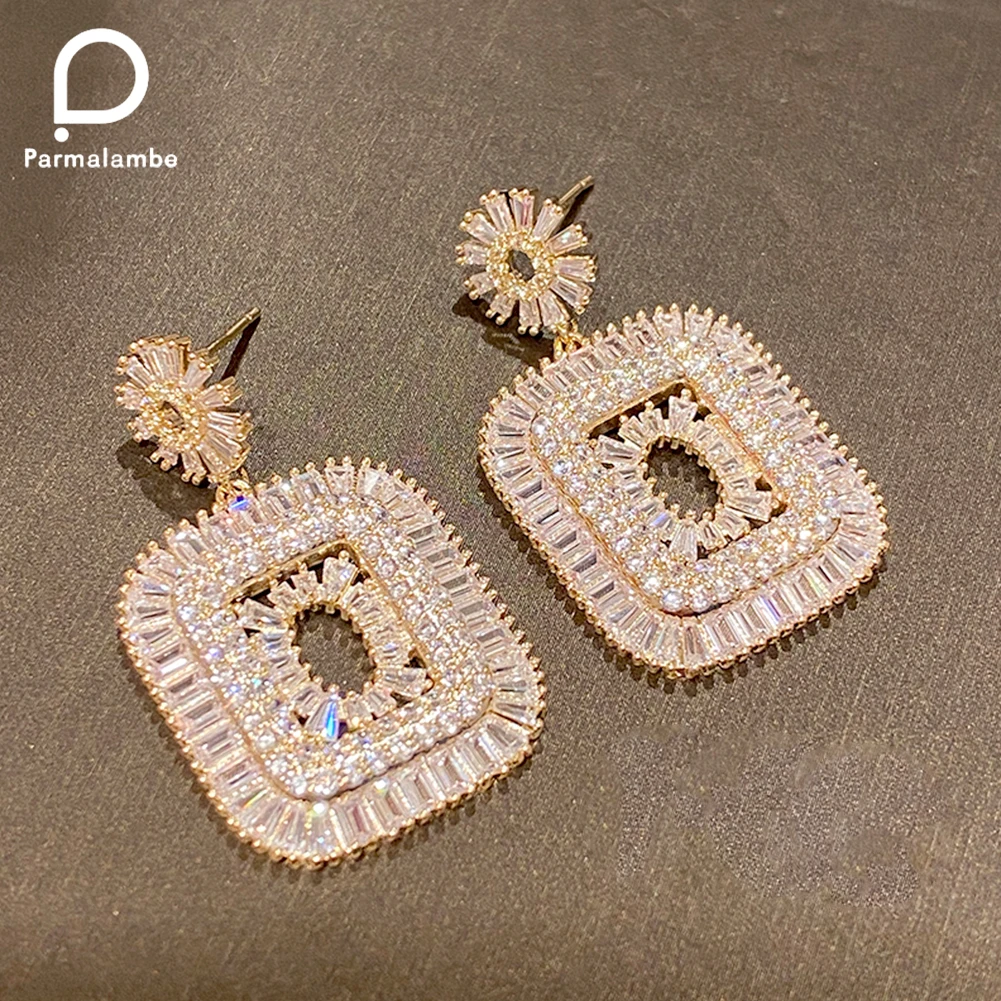 Модные Золотые Квадратные серьги в форме цветка, геометрические фигурки, женские новые серьги 2021, ювелирные изделия PE0012
Модные Золотые Квадратные серьги в форме цветка, геометрические фигурки, женские новые серьги 2021, ювелирные изделия PE0012